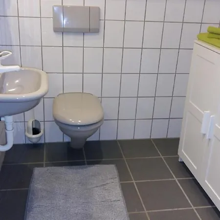 Auf Schaefers Spuren شقة *
